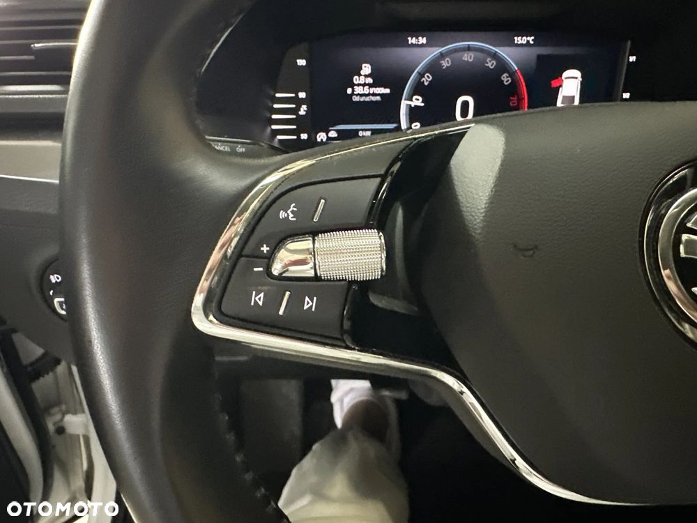 Skoda Superb 1.5 TSI Ambition - 24