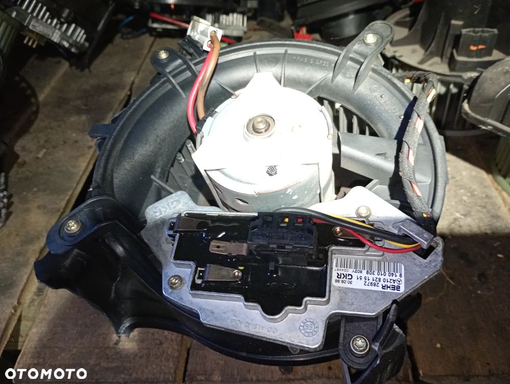 Mercedes w210 wentylator kabiny 2108211551 - 2