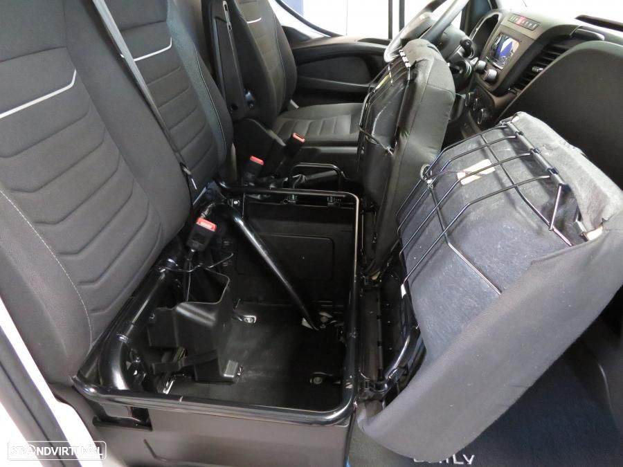 Iveco Daily 35C16 4100CD - 12
