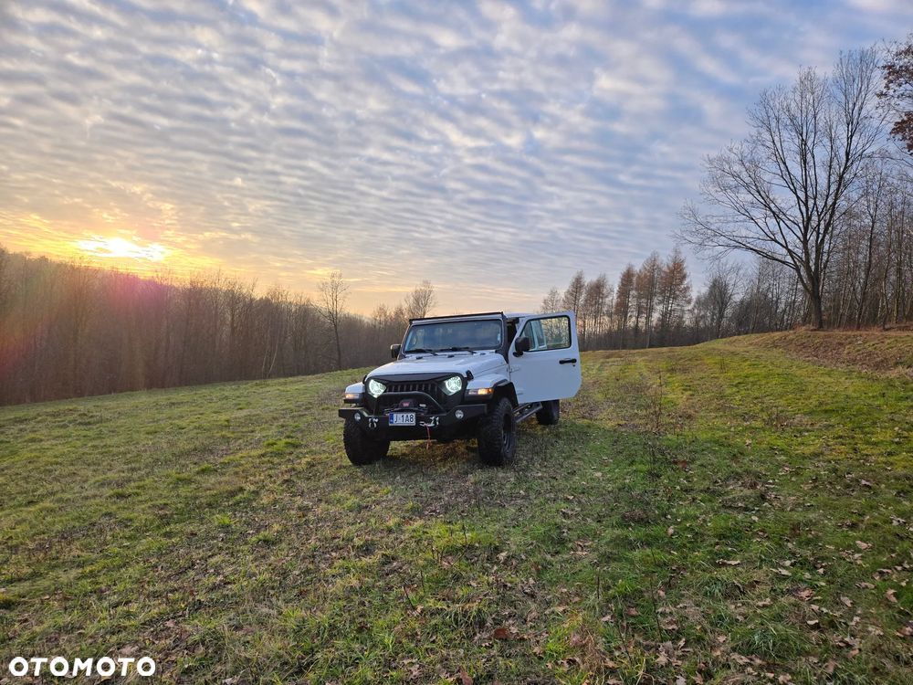 Jeep Wrangler 3.6 Unlim Sahara - 6