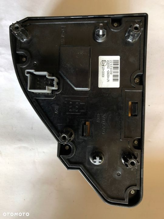 PANEL STEROWANIA NAWIGACJI I RADIA VOLVO FH 4 2016 - 2