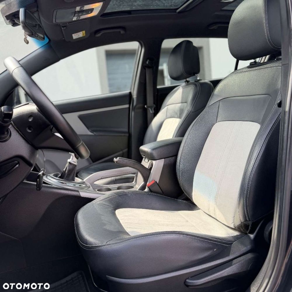 Kia Sportage - 16