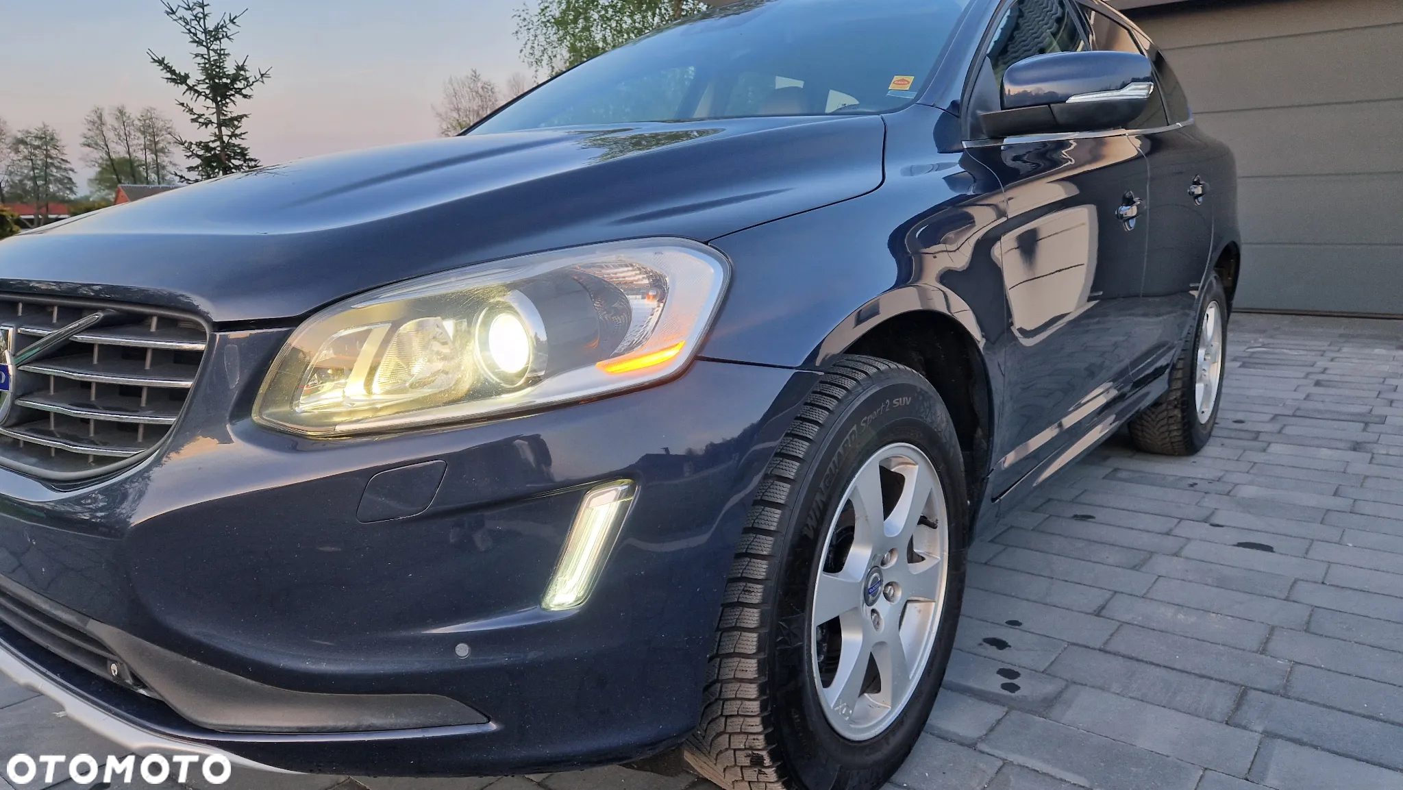Volvo XC 60 D4 Geartronic Momentum - 11