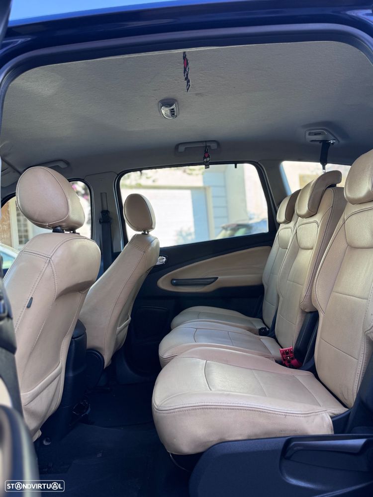 Ford S-Max 2.0 TDCi Titanium 5L - 5