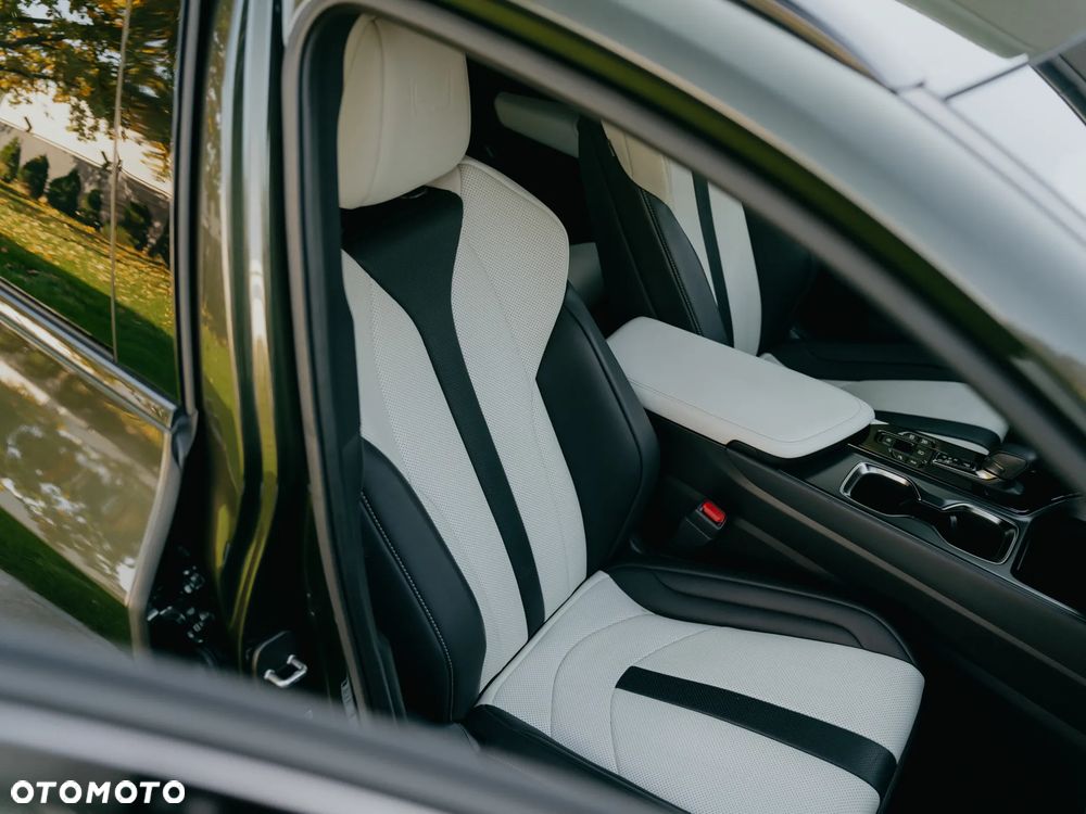 Lexus NX 350h F Sport AWD - 19
