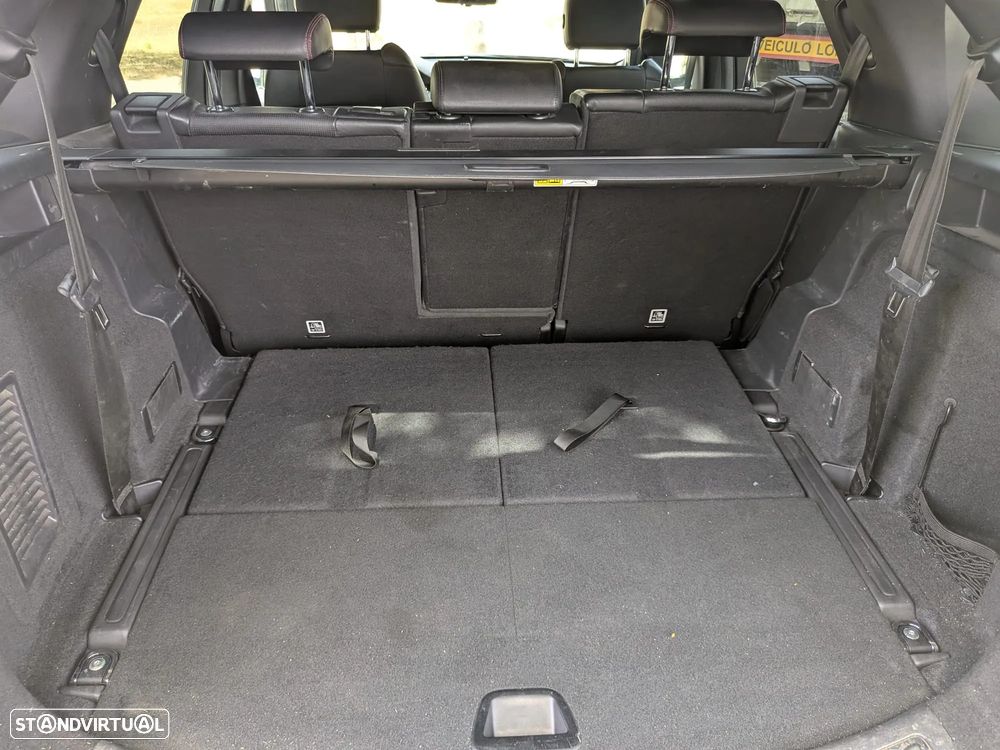 Land Rover Discovery Sport 2.0 eD4 R-Dynamic S 7L - 25