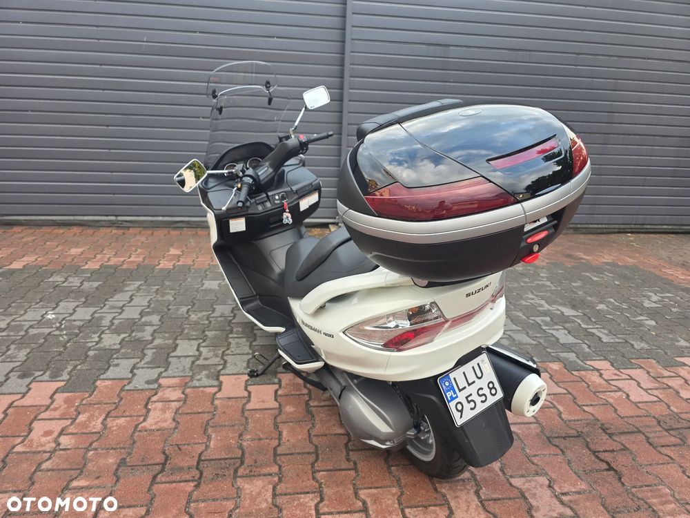Suzuki Burgman - 8