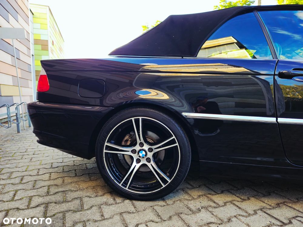 BMW Seria 3 323Ci - 40
