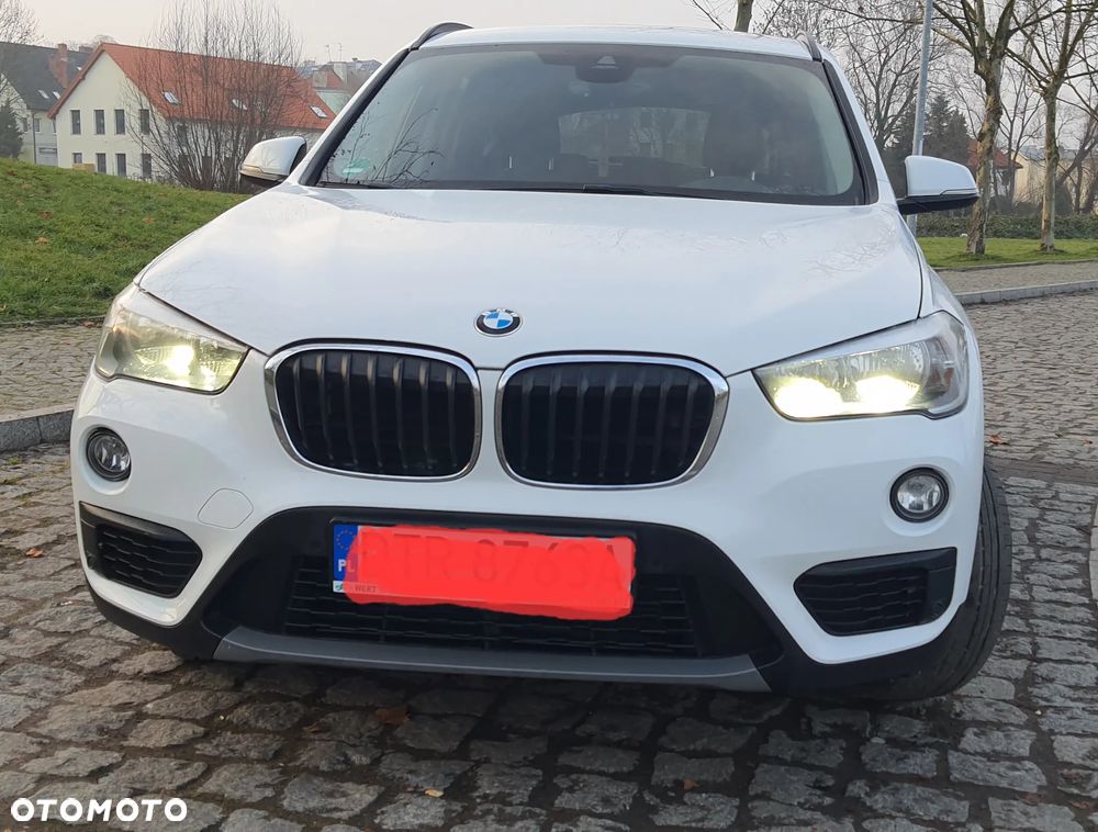 BMW X1 xDrive18d - 3