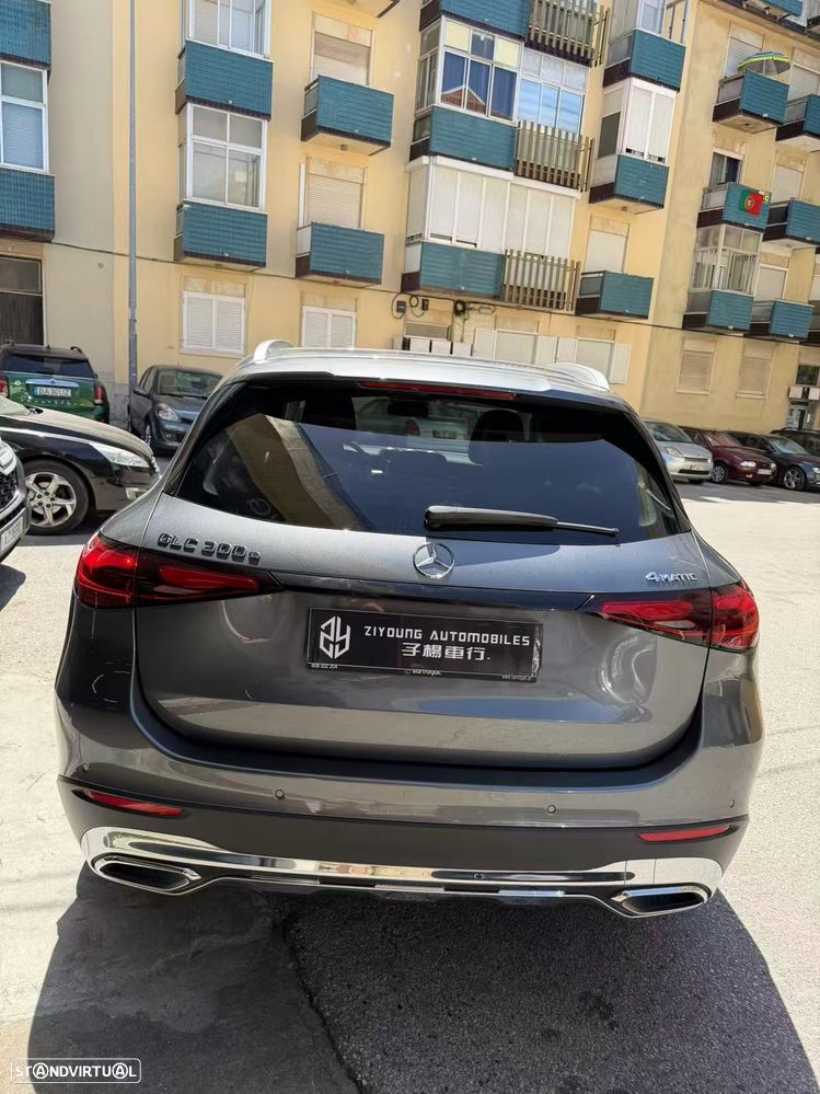 Mercedes-Benz GLC 300 e 4Matic - 6