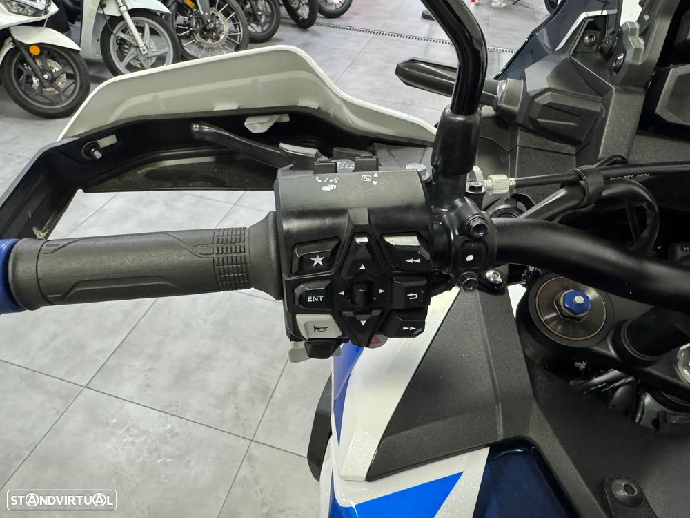 Honda Africa Twin 1100 DCT - 8