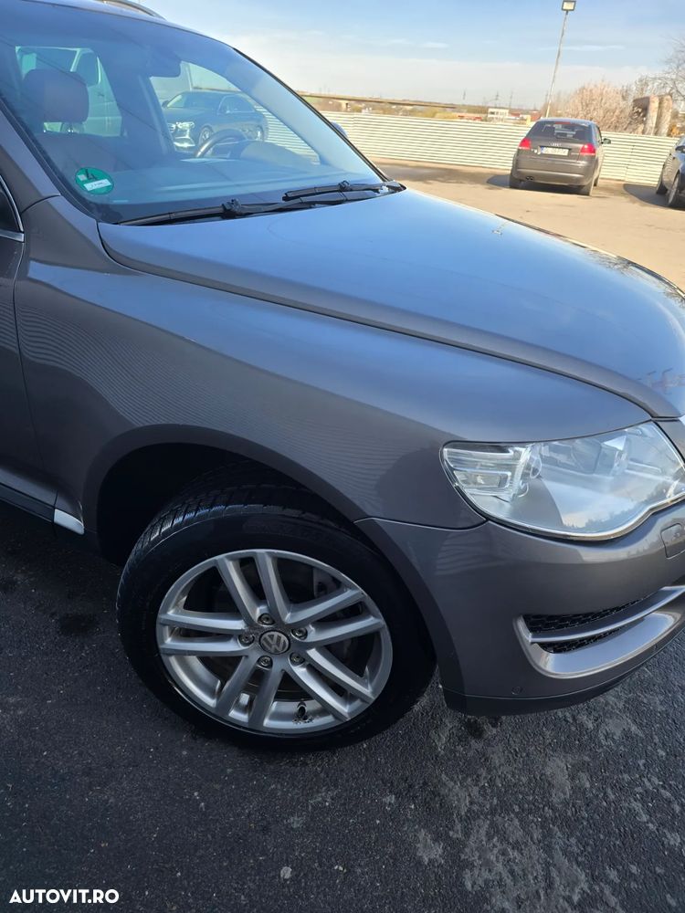 Volkswagen Touareg - 11
