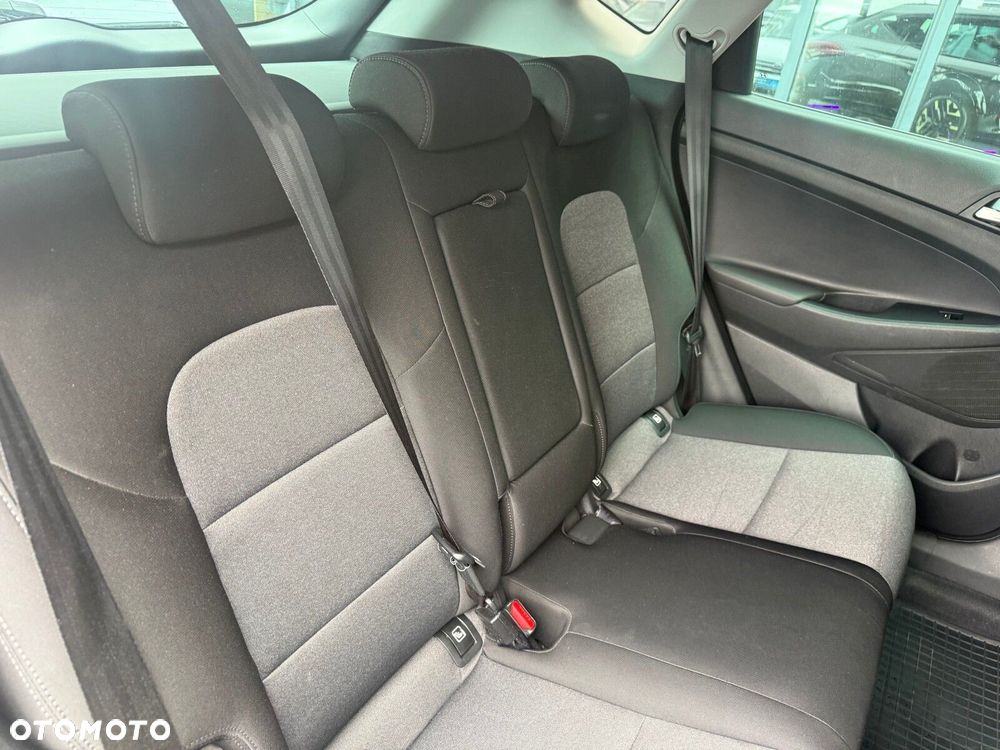 Hyundai Tucson - 16