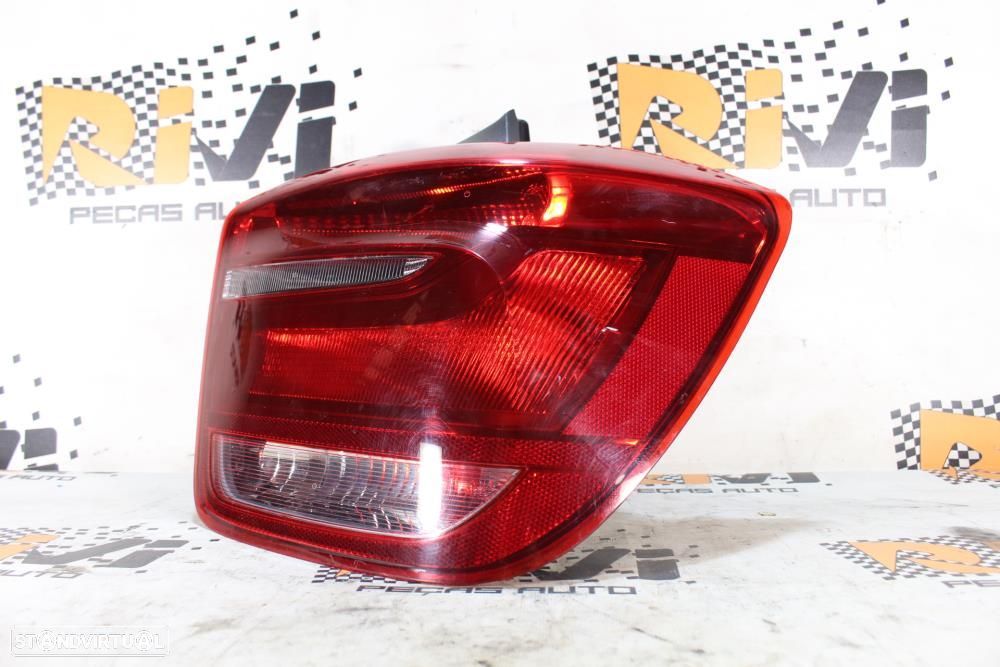 Farolim Direito Bmw 1 (F20)  Farolim Direito / Passageiro Bmw Serie 1 - 4