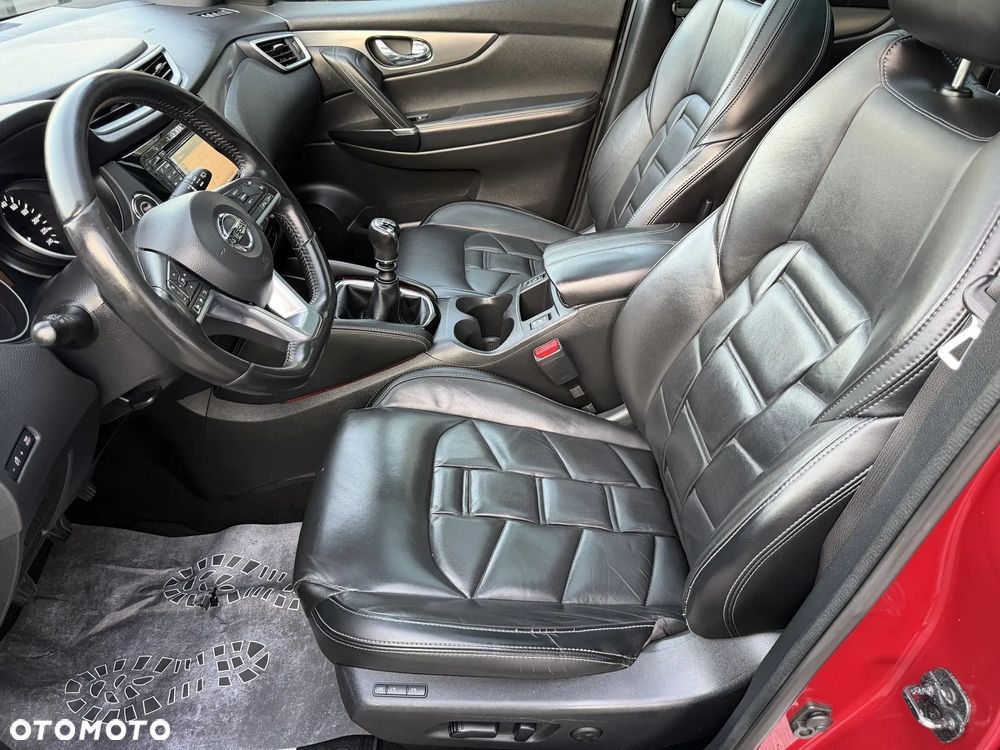 Nissan Qashqai 1.6 DIG-T Tekna+ - 25