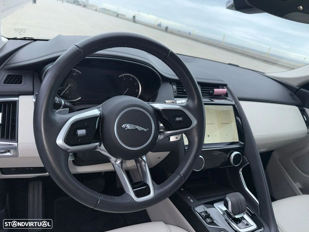 Jaguar E-Pace 1.5 P160 Aut. - 4
