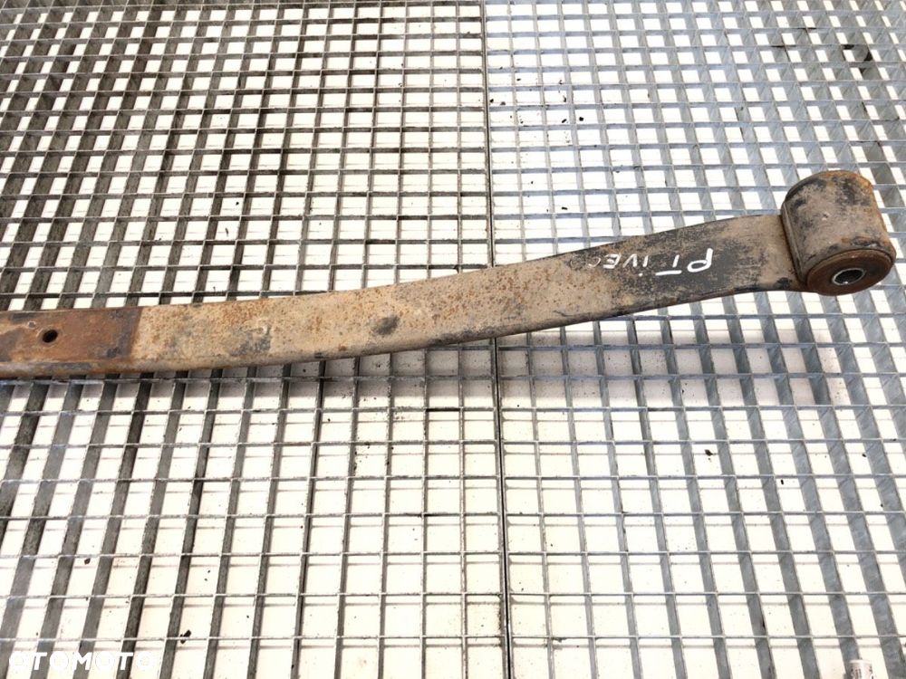 RESOR PRAWY TYŁ  IVECO DAILY VI Autobus 2014 - 2022 50C16 115 kW [156 KM] olej napędowy 2019 - - 3