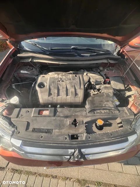 Mitsubishi Outlander 2.2 DI-D 4WD Instyle - 18