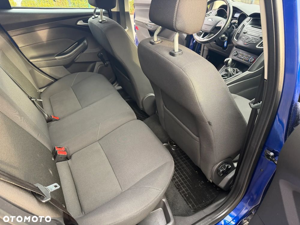 Ford Focus - 14