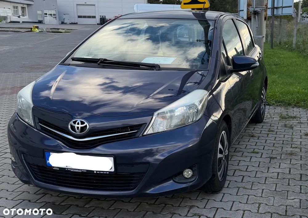 Toyota Yaris - 2