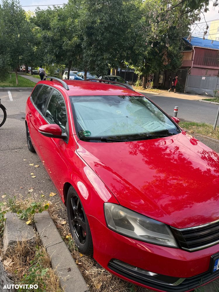 Volkswagen Passat - 1