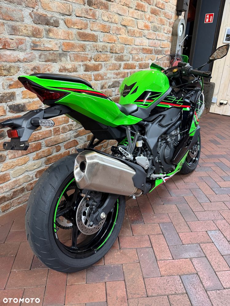 Kawasaki ZX - 25