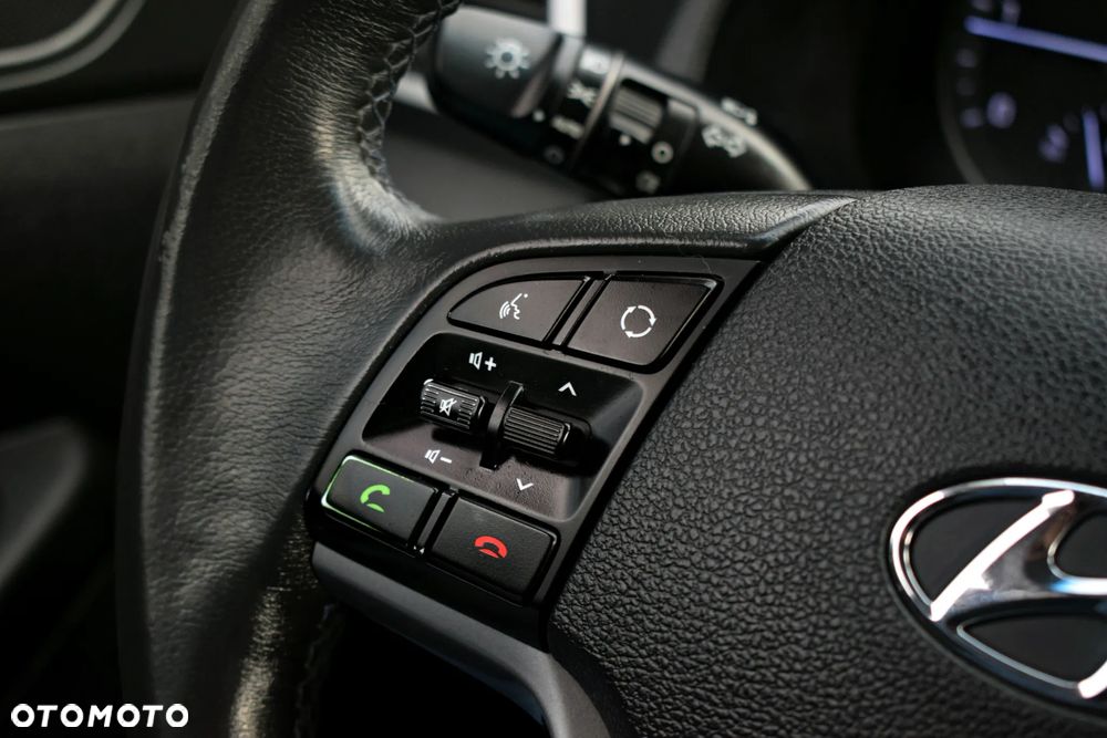 Hyundai Tucson 2.0 CRDI 4WD Automatik Premium - 40