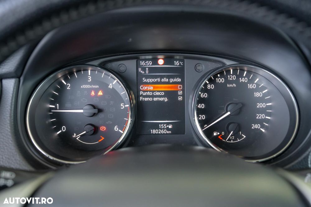 Nissan Qashqai - 15