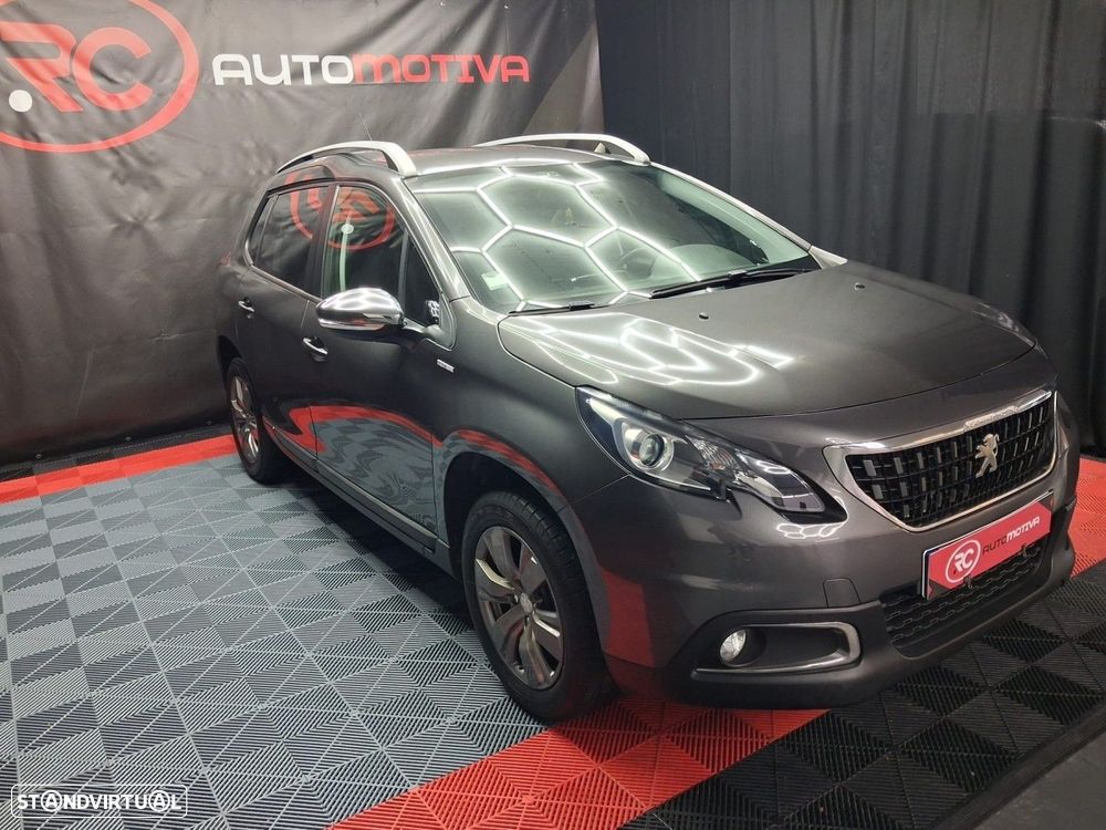 Peugeot 2008 1.2 PureTech Style - 2