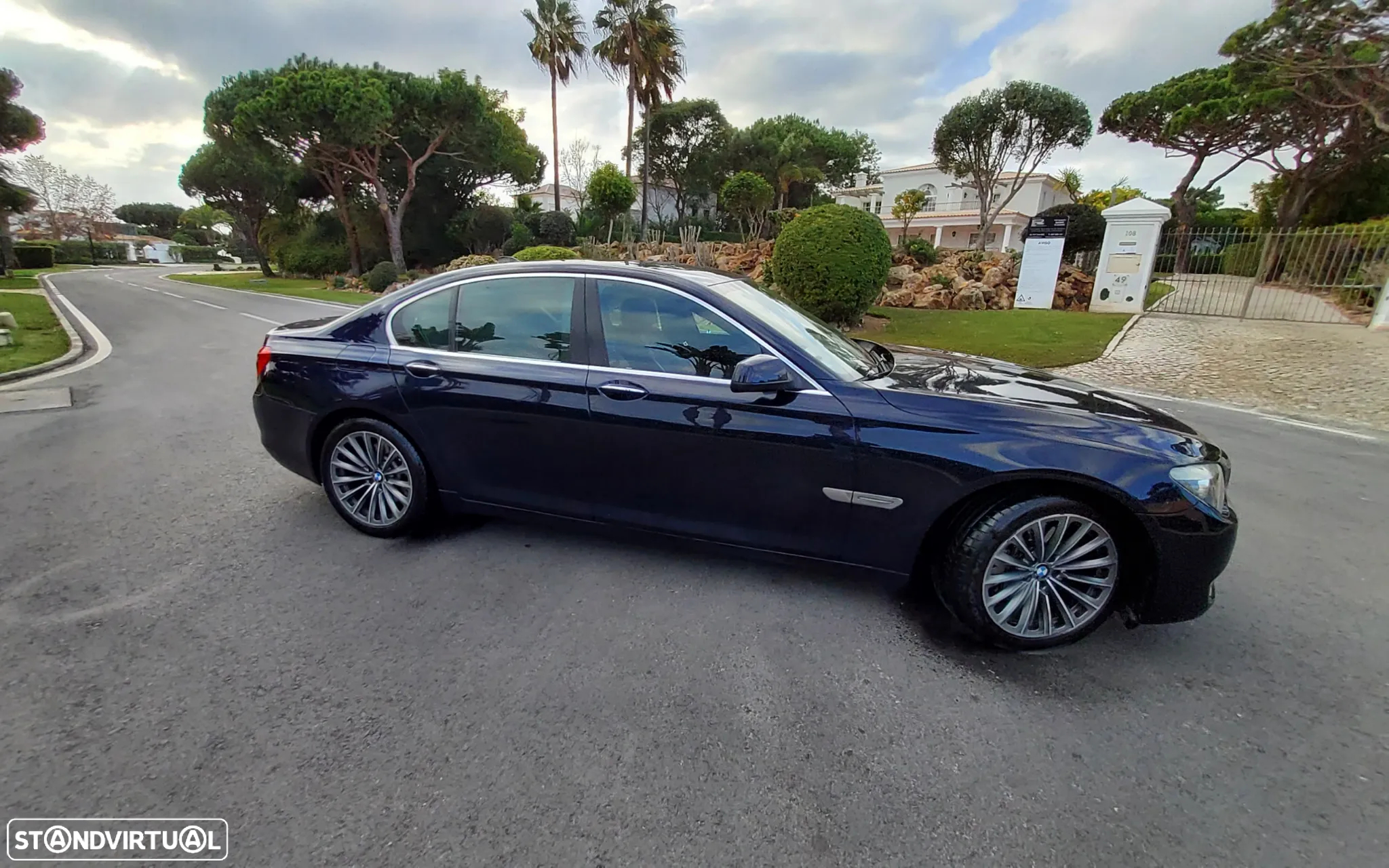 BMW 740 d - 30