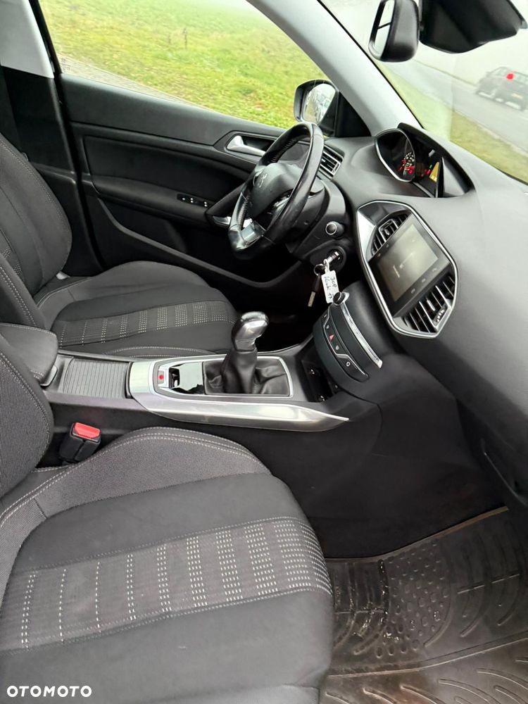 Peugeot 308 BlueHDi 100 Stop & Start Business-Line - 37