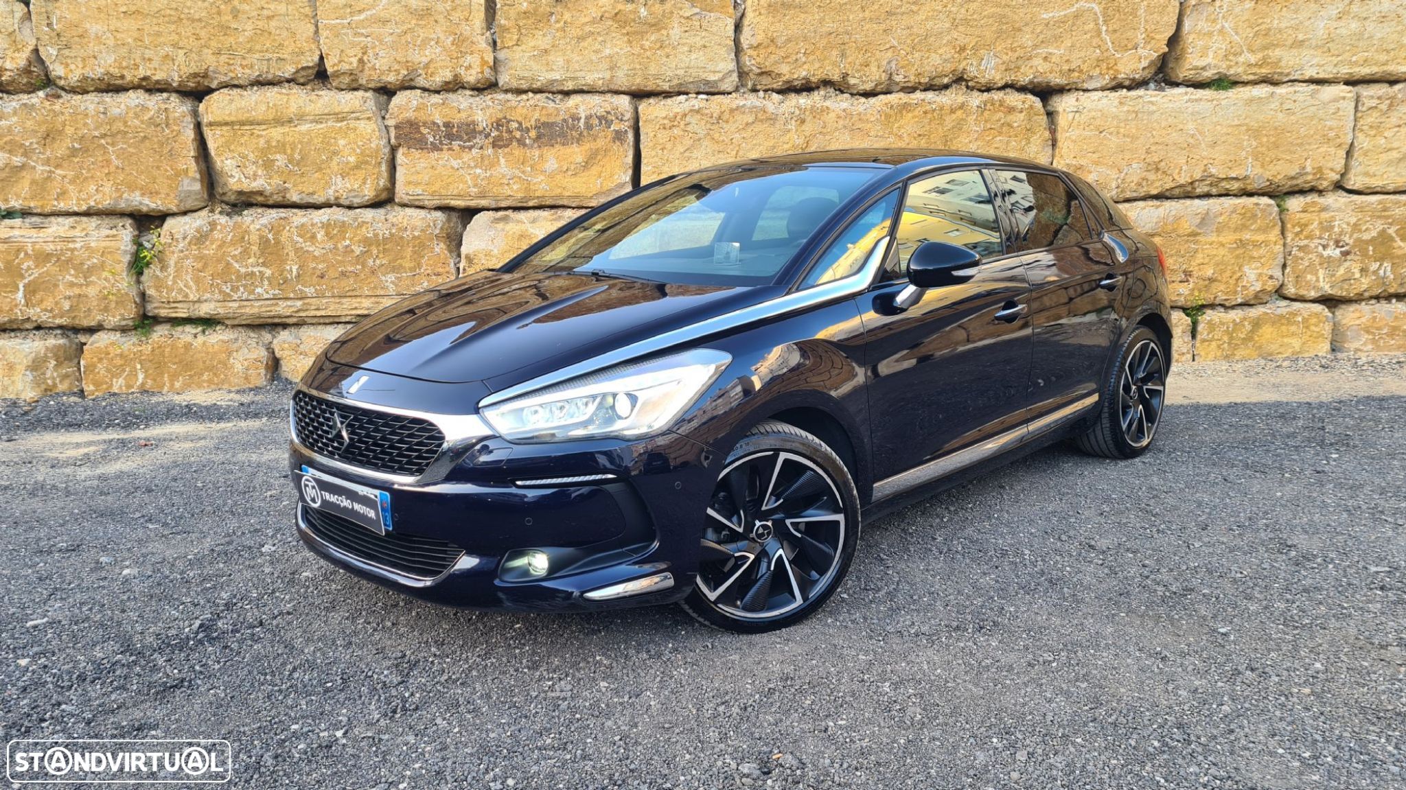 DS DS5 - 1