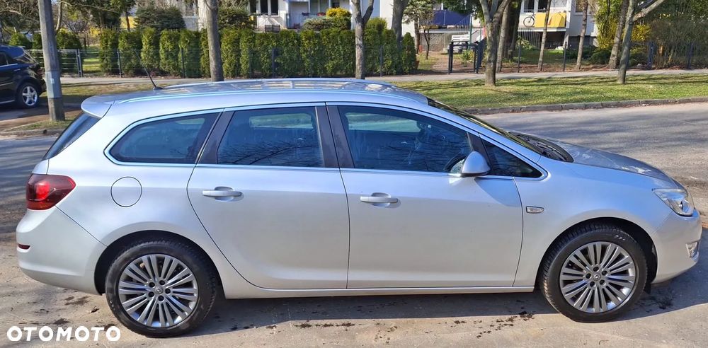 Opel Astra 1.4 T Cosmo - 1