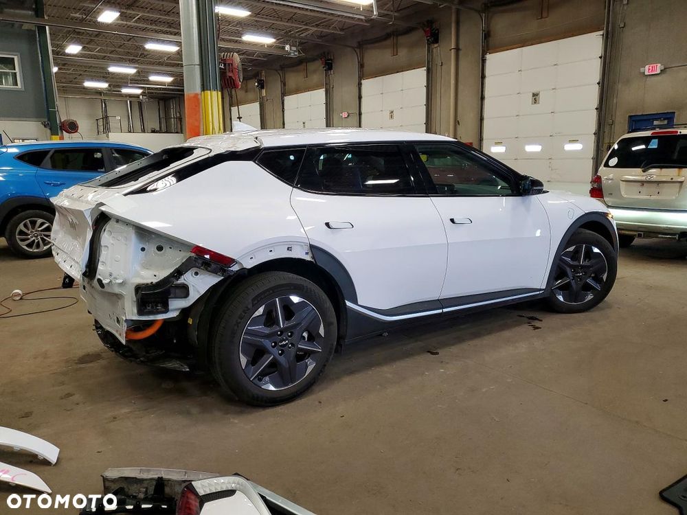 Kia EV6 - 4