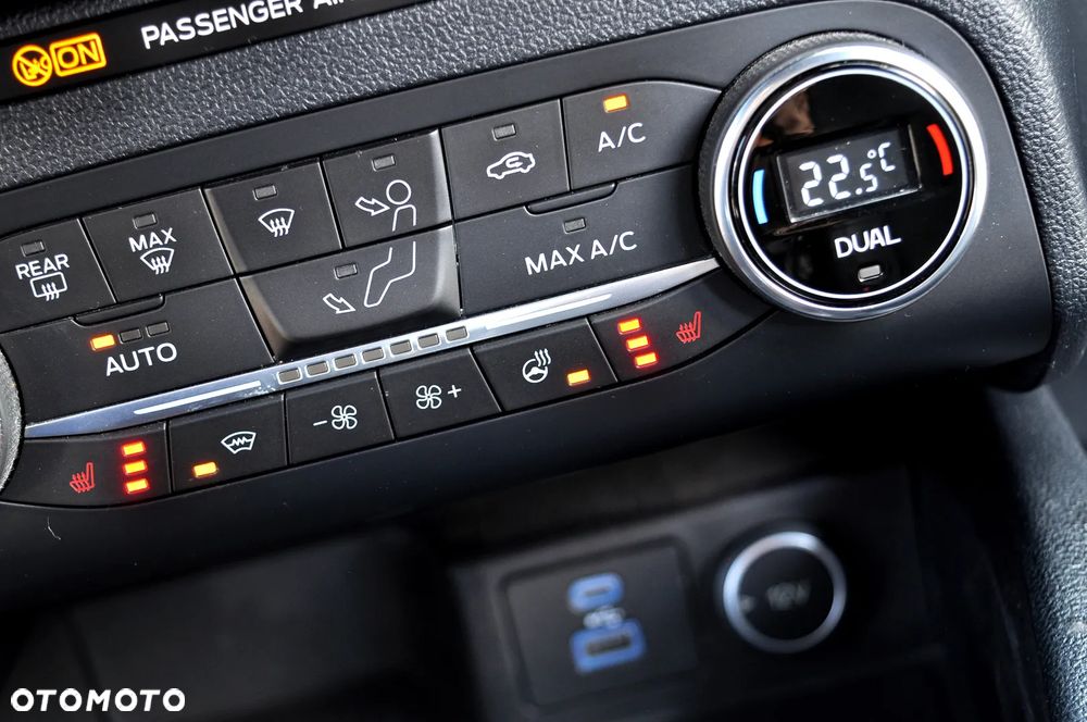 Ford Kuga 1.5 EcoBoost FWD ST-Line X - 29