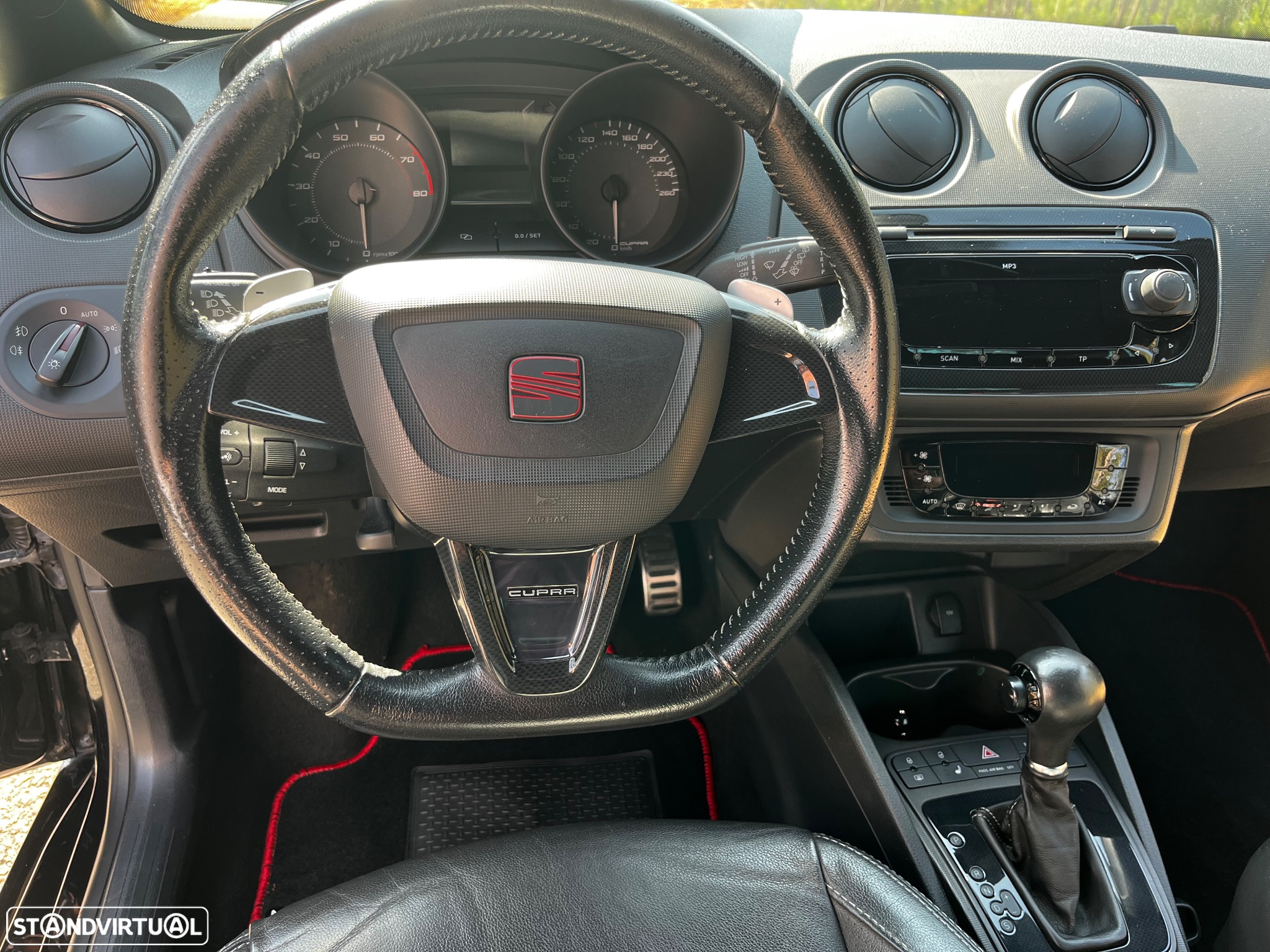 SEAT Ibiza SC 1.4 TSI DSG Cupra - 23