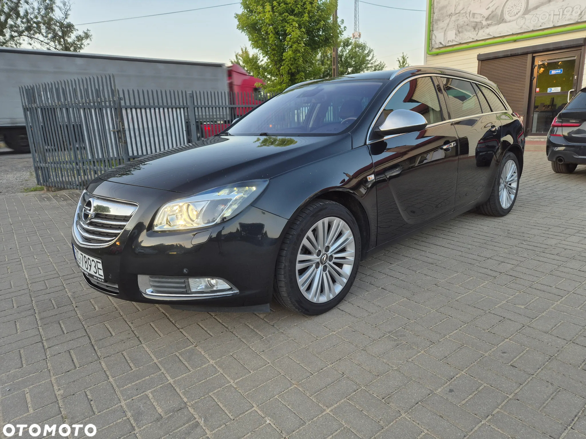 Opel Insignia 2.0 CDTI Sports Tourer Design Edition - 10