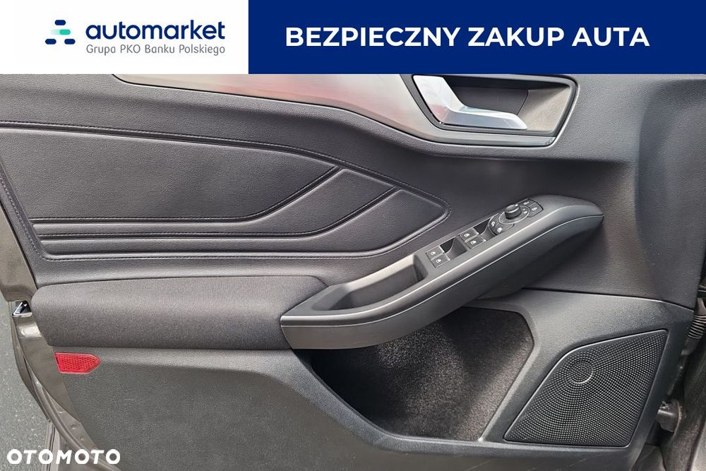 Ford Focus 1.0 EcoBoost ST-Line X - 11