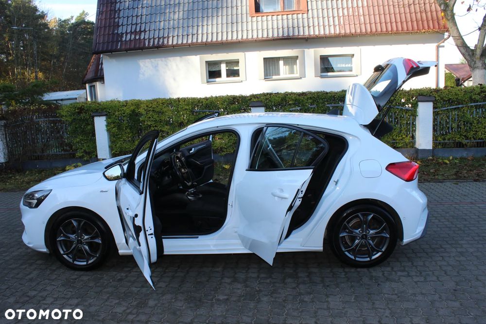 Ford Focus 1.5 EcoBlue Start-Stopp-System ST-LINE VIGNALE - 33