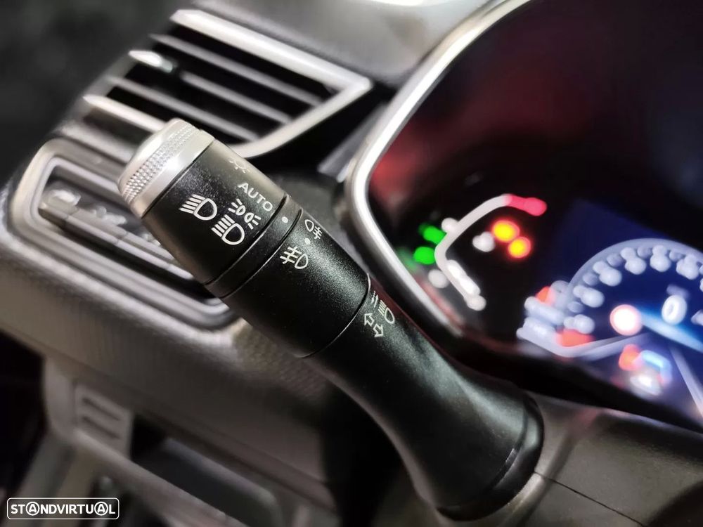 Renault Clio TCe 100 EDITION ONE - 19
