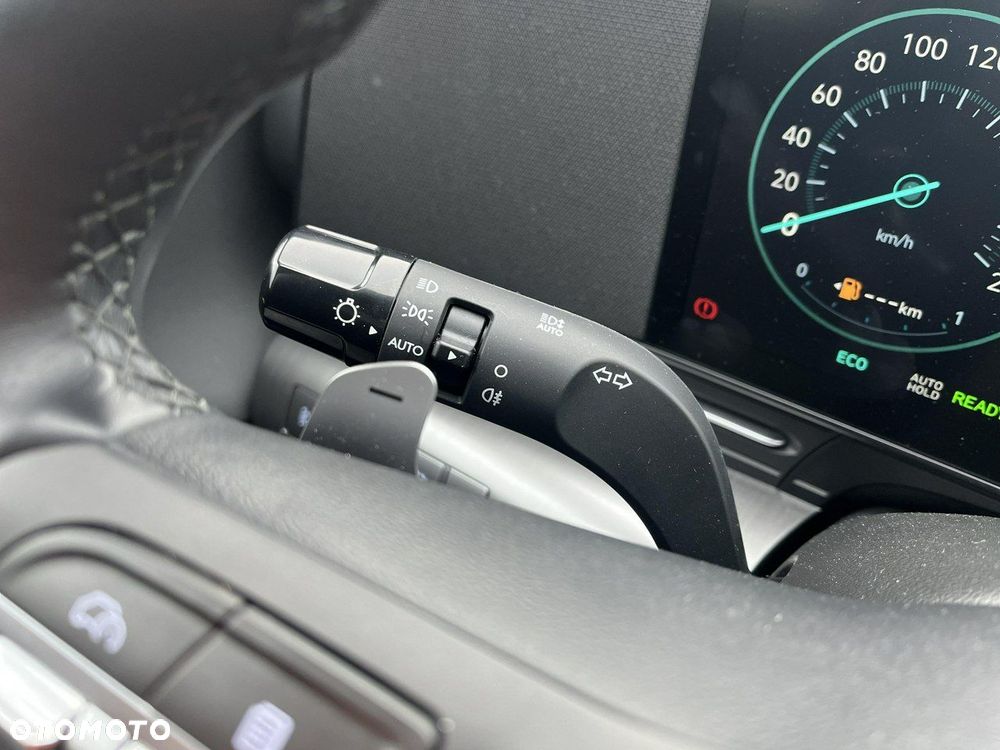 Hyundai Kona 1.6 GDI Hybrid Platinum DCT - 24