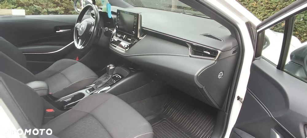 Toyota Corolla 2.0 Hybrid Comfort - 5