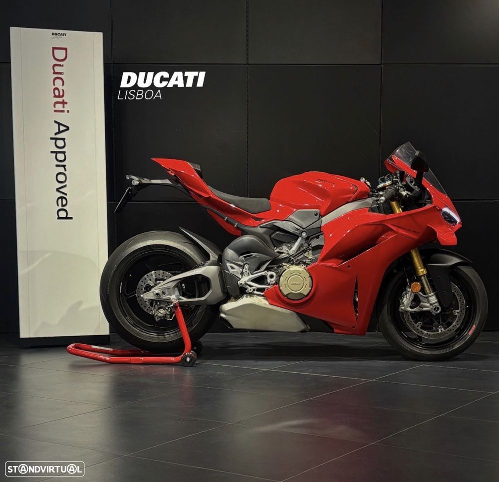 Ducati Panigale V4 S - 1