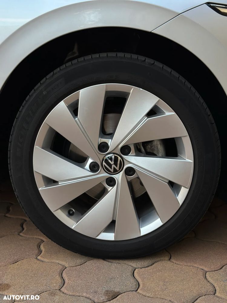 Volkswagen Golf 1.5 TSI ACT Style - 25