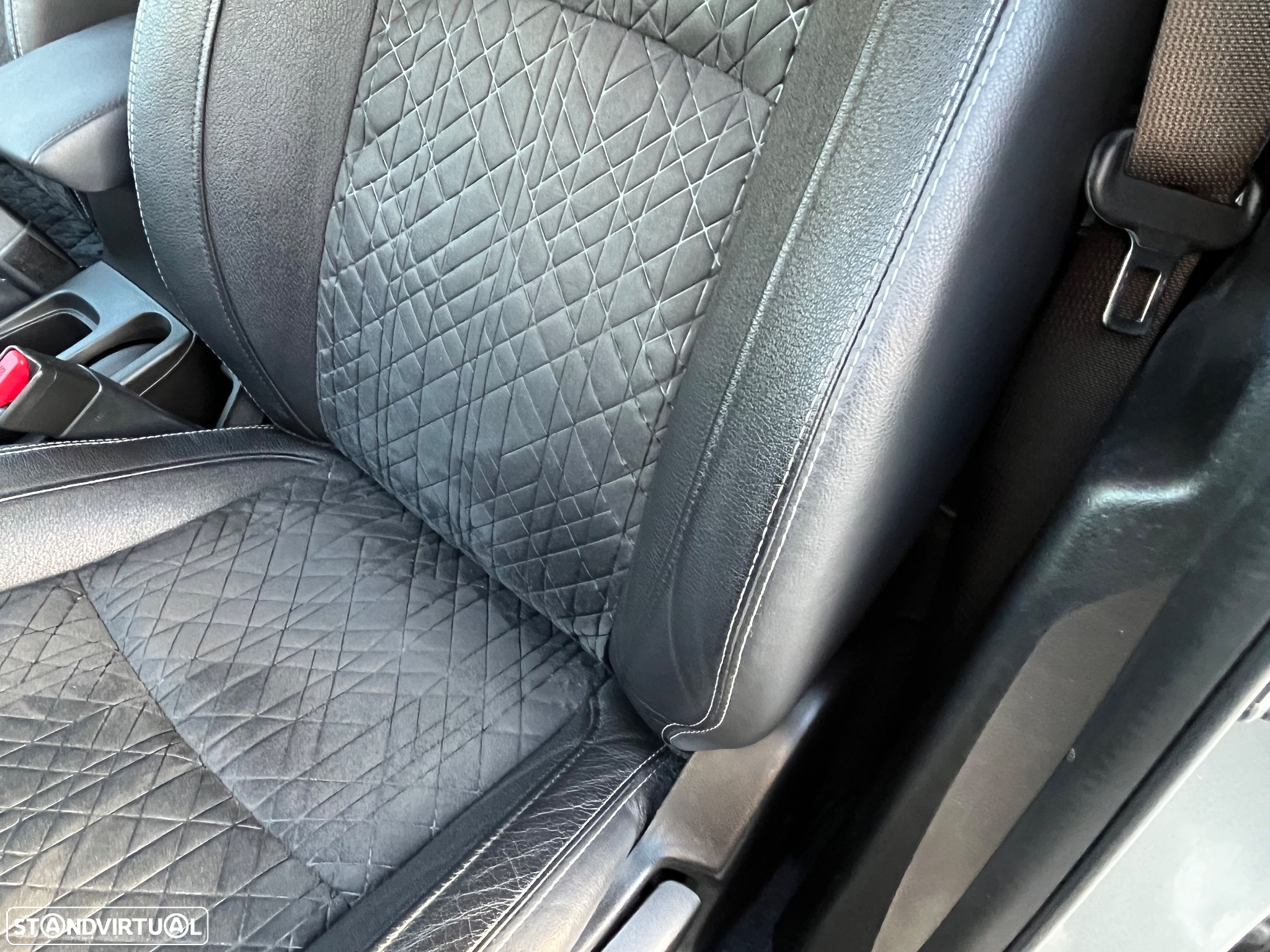 Suzuki Vitara 1.5L AGS GLX Strong Hybrid - 21