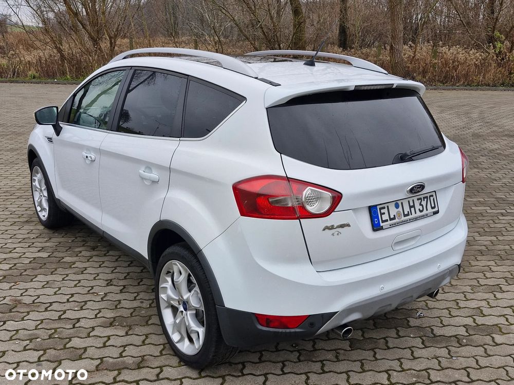 Ford Kuga 2.0 TDCi 4x4 Titanium - 11