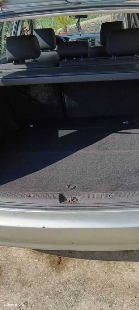 Toyota Corolla SW 1.4 D-4D - 14