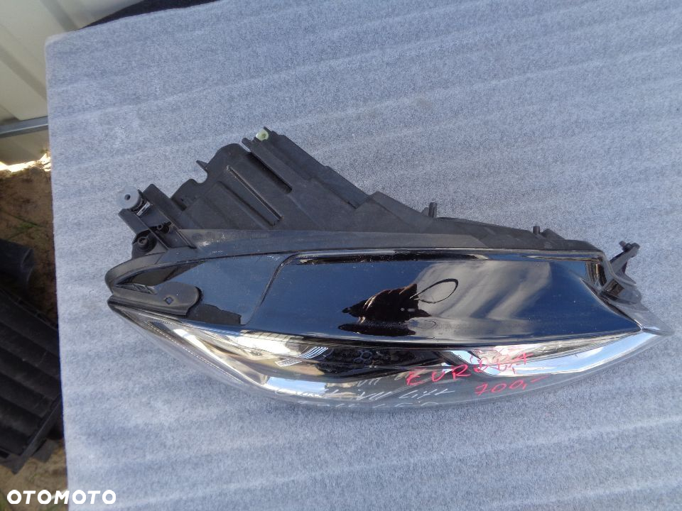 VW GOLF VII LIFT LAMPA PRAWY PRZÓD XENON FULL LED EUROPA - 2