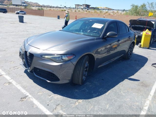 Alfa Romeo Giulia 2.0 Turbo TI Q4 - 1