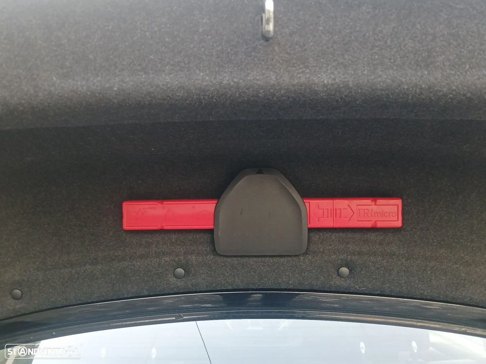 BMW 318 d Line Sport Auto - 32